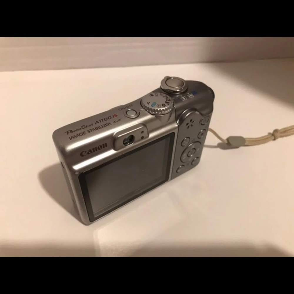 Canon Camera - Picture 5 of 8